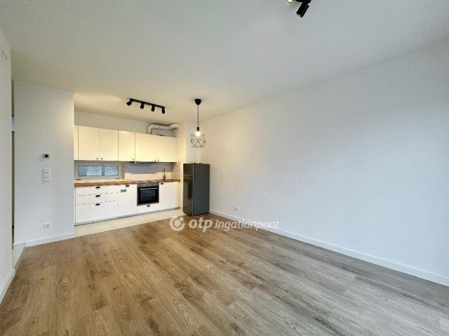 Eladó téglalakás, Budapesten, XI. kerületben 83.9 M Ft, 2 szobás