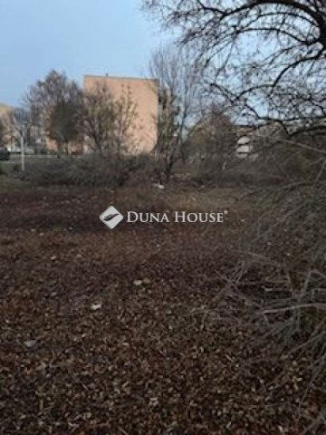 Eladó telek, Gyöngyösön 25 M Ft / költözzbe.hu