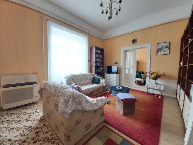 Eladó családi ház, Jászapátiban 27.9 M Ft, 3 szobás