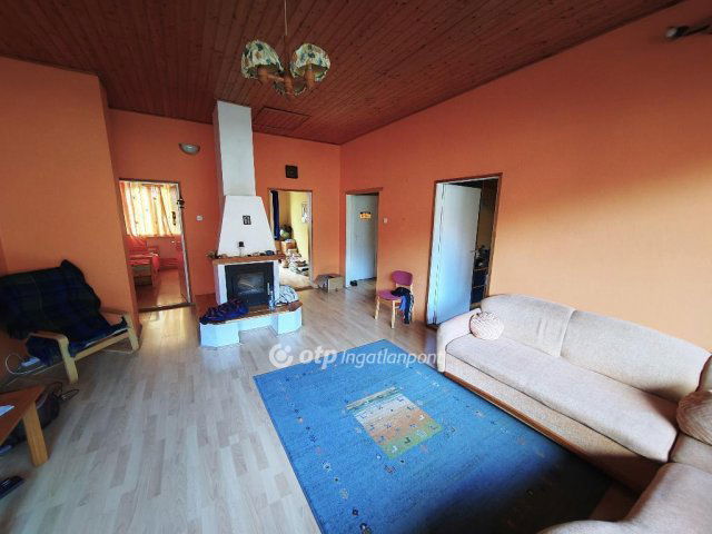 Eladó családi ház, Salgótarjánban 33.9 M Ft, 4+4 szobás