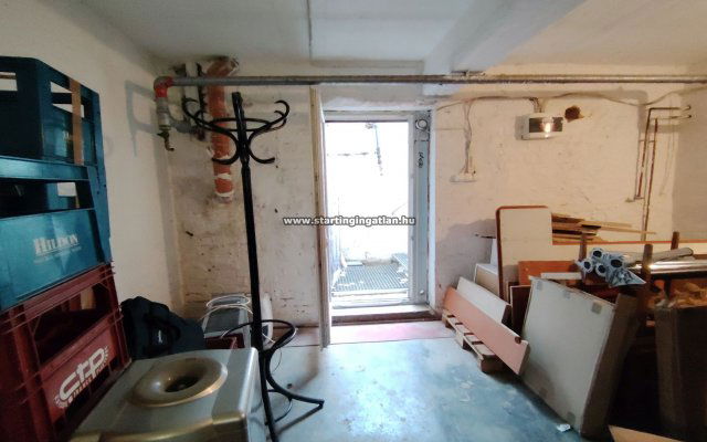 Eladó ipari ingatlan, Budapesten, IX. kerületben, Gubacsi úton