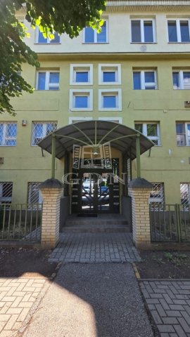 Kiadó iroda, Székesfehérvárott 36 E Ft / hó, 1 szobás
