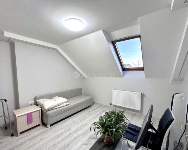 Eladó családi ház, Hódmezővásárhelyen 93.5 M Ft, 5 szobás