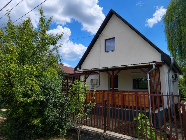 Eladó családi ház, Jászárokszálláson 25.5 M Ft, 2 szobás