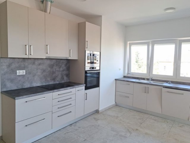 Kiadó téglalakás, albérlet, Érden 450 E Ft / hó, 4 szobás