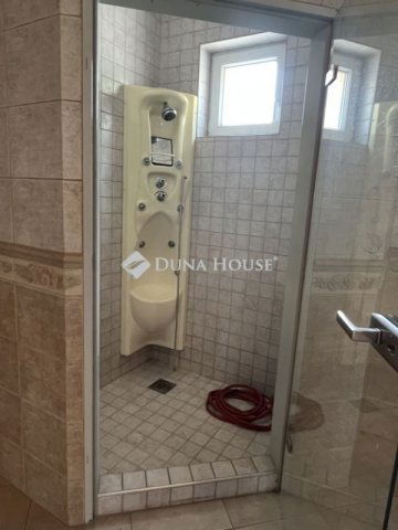 Eladó családi ház, Budapesten, XXI. kerületben 193 M Ft