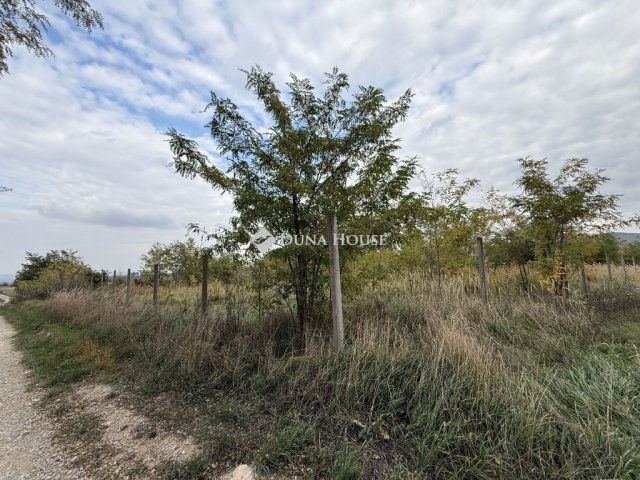 Eladó telek, Nyergesújfaluban 4 M Ft / költözzbe.hu