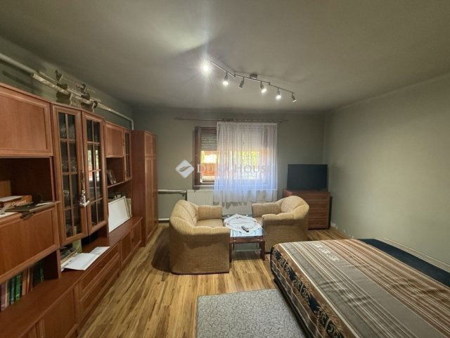 Eladó családi ház, Maglódon 129 M Ft, 6 szobás