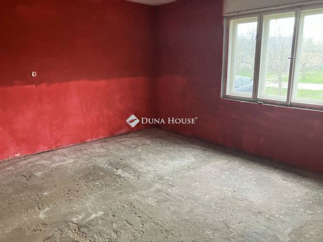 Eladó családi ház, Dencsházán 7.9 M Ft, 4 szobás