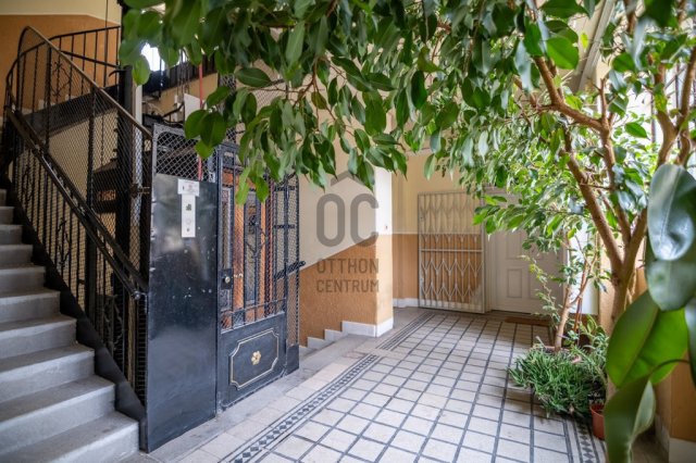 Eladó téglalakás, Budapesten, XII. kerületben 85 M Ft, 1 szobás