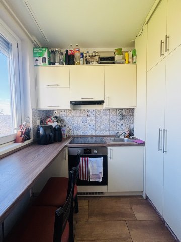 Eladó panellakás, Cegléden 31.99 M Ft, 1 szobás