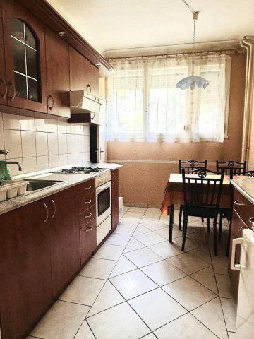 Eladó téglalakás, Pécsett 50.99 M Ft, 2+1 szobás