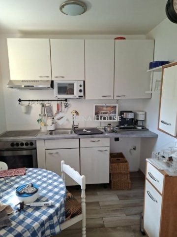Eladó családi ház, Pécsett 99.1 M Ft, 4 szobás