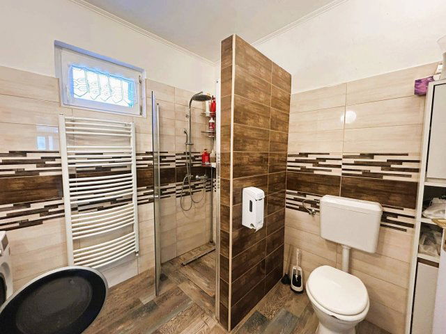 Eladó családi ház, Tökölön 109.9 M Ft, 4 szobás