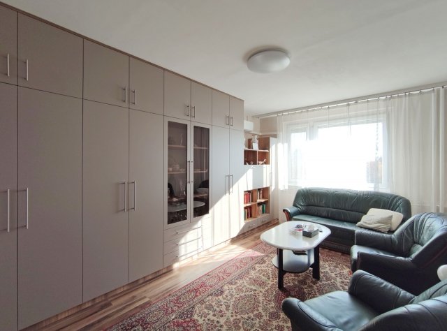Eladó panellakás, Budapesten, XV. kerületben 39.9 M Ft