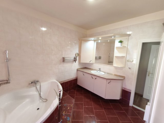 Kiadó családi ház, albérlet, Budapesten, XVII. kerületben