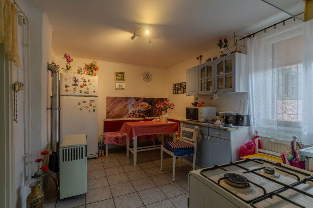 Eladó családi ház, Sükösdön, Hunyadi János utcában 9 M Ft