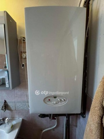 Eladó családi ház, Debrecenben 64.9 M Ft, 3 szobás