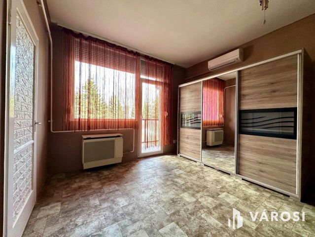 Eladó téglalakás, Salgótarjánban 16.5 M Ft, 2 szobás