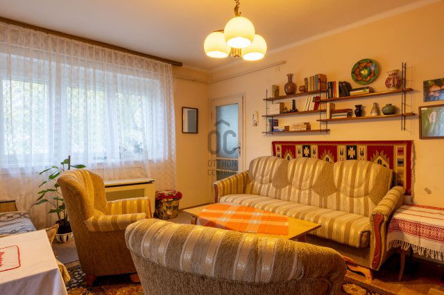 Eladó téglalakás, Székesfehérvárott 41.99 M Ft, 3 szobás