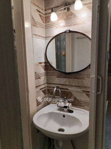 Eladó téglalakás, Budapesten, XIII. kerületben 52.5 M Ft