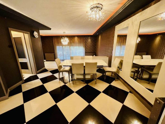 Kiadó ikerház, albérlet, Budapesten, II. kerületben, 3+1 szobás