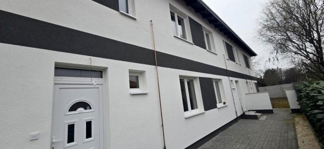 Eladó családi ház, Szigetszentmártonban 69.9 M Ft, 5 szobás