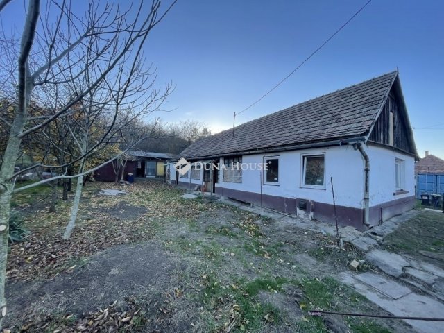 Eladó családi ház, Káván 19.9 M Ft, 3 szobás