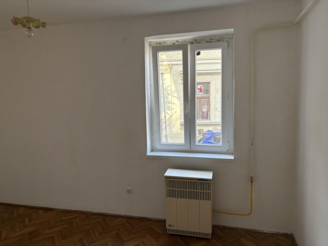 Eladó téglalakás, Hódmezővásárhelyen 28 M Ft, 2 szobás
