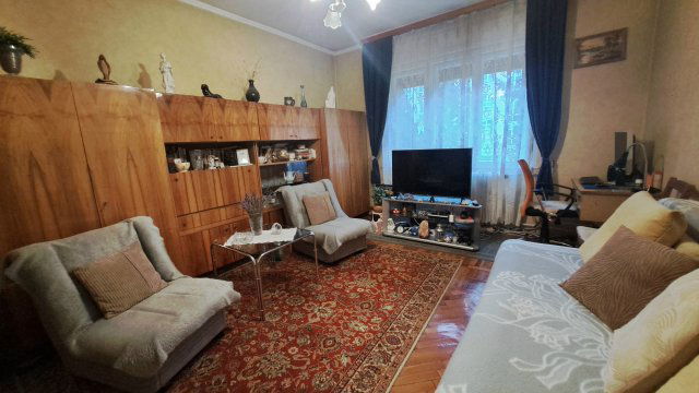 Eladó családi ház, Székesfehérvárott 78 M Ft, 2 szobás