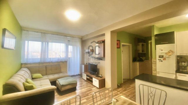 Eladó téglalakás, Zalaegerszegen 43 M Ft, 4 szobás