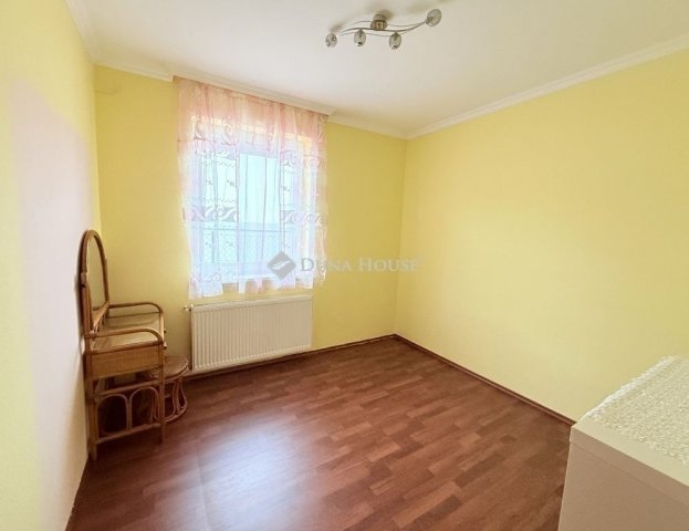 Eladó sorház, Budapesten, XVIII. kerületben 79.9 M Ft, 2 szobás