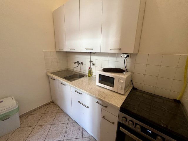 Kiadó téglalakás, albérlet, Szegeden, Deák Ferenc utcában