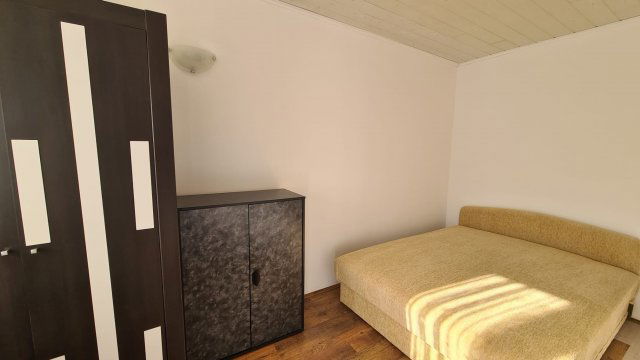 Kiadó téglalakás, albérlet, Pécsett 100 E Ft / hó, 1 szobás