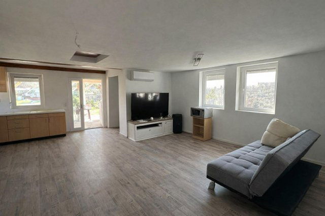 Eladó nyaraló, Komlón 25 M Ft, 1 szobás / költözzbe.hu