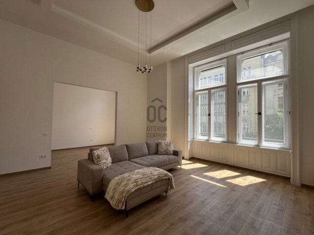 Eladó téglalakás, Budapesten, V. kerületben 250 M Ft, 3 szobás