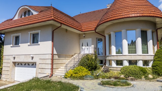Eladó családi ház, Biatorbágyon, Rozmaring utcában 357.5 M Ft