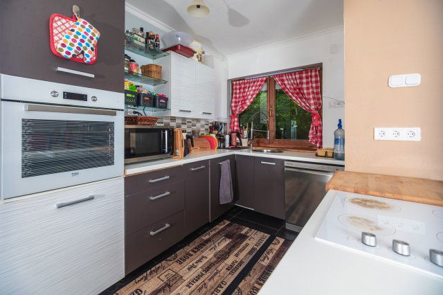 Eladó családi ház, Tahitótfalun 124.5 M Ft, 2+4 szobás