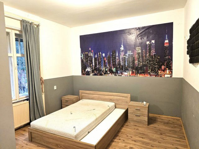 Eladó téglalakás, Budapesten, III. kerületben, Hegy utcában