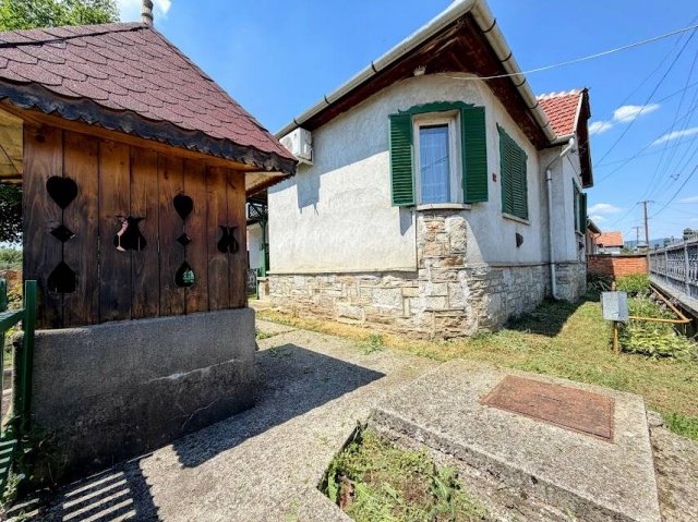 Eladó családi ház, Szendrőn 14 M Ft, 2 szobás