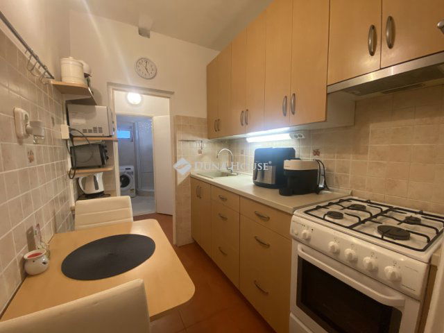 Eladó panellakás, Budapesten, XIV. kerületben 71.5 M Ft, 2 szobás