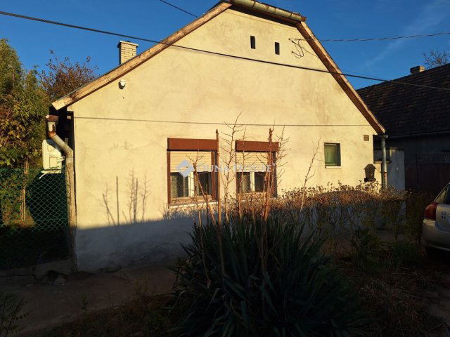 Eladó családi ház, Bátmonostoron 15.5 M Ft, 3 szobás