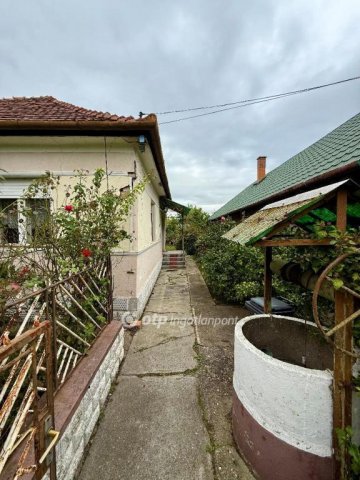 Eladó családi ház, Sajópetrin 17.9 M Ft, 3 szobás