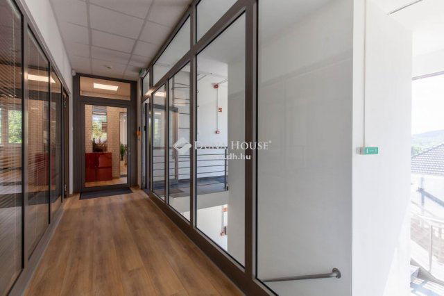 Eladó iroda, Budaörsön 623.645 M Ft / költözzbe.hu
