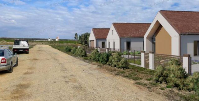 Eladó családi ház, Nagycenken 89.99 M Ft, 4 szobás