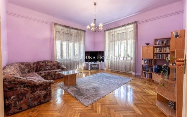 Eladó téglalakás, Budapesten, VIII. kerületben 90 M Ft, 3 szobás