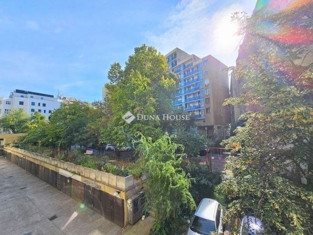 Eladó panellakás, Budapesten, IX. kerületben 84.9 M Ft, 3 szobás