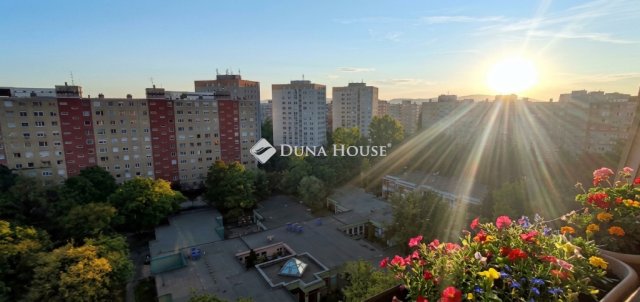 Eladó panellakás, Budapesten, XV. kerületben 74.9 M Ft, 3 szobás