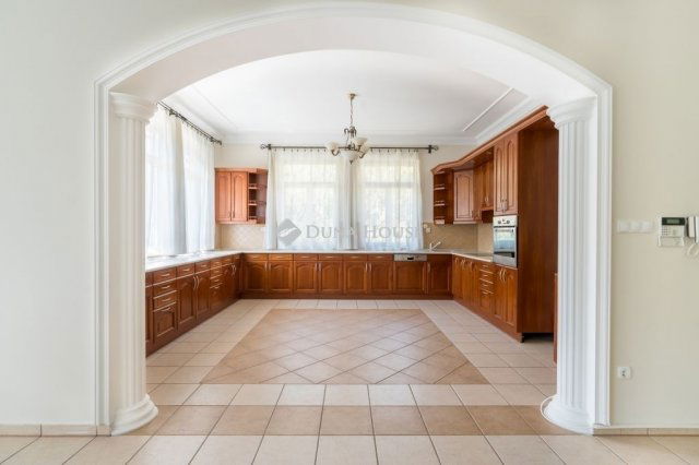 Eladó iroda, Debrecenben 450 M Ft / költözzbe.hu