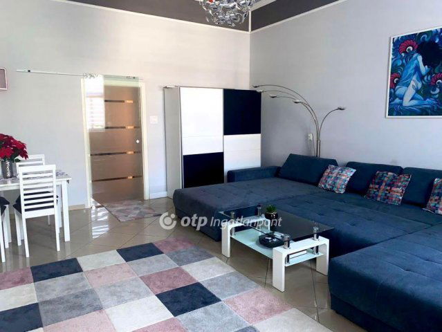 Eladó téglalakás, Szegeden 64.9 M Ft, 2 szobás